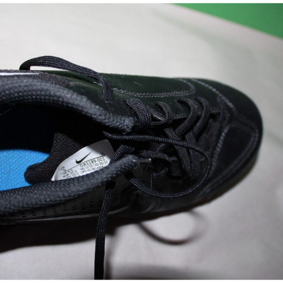 Nike Black Tiempo Legend Indoor Cleat Shoes US5 DA1189-001 Soccer Sport - Picture 6 of 6